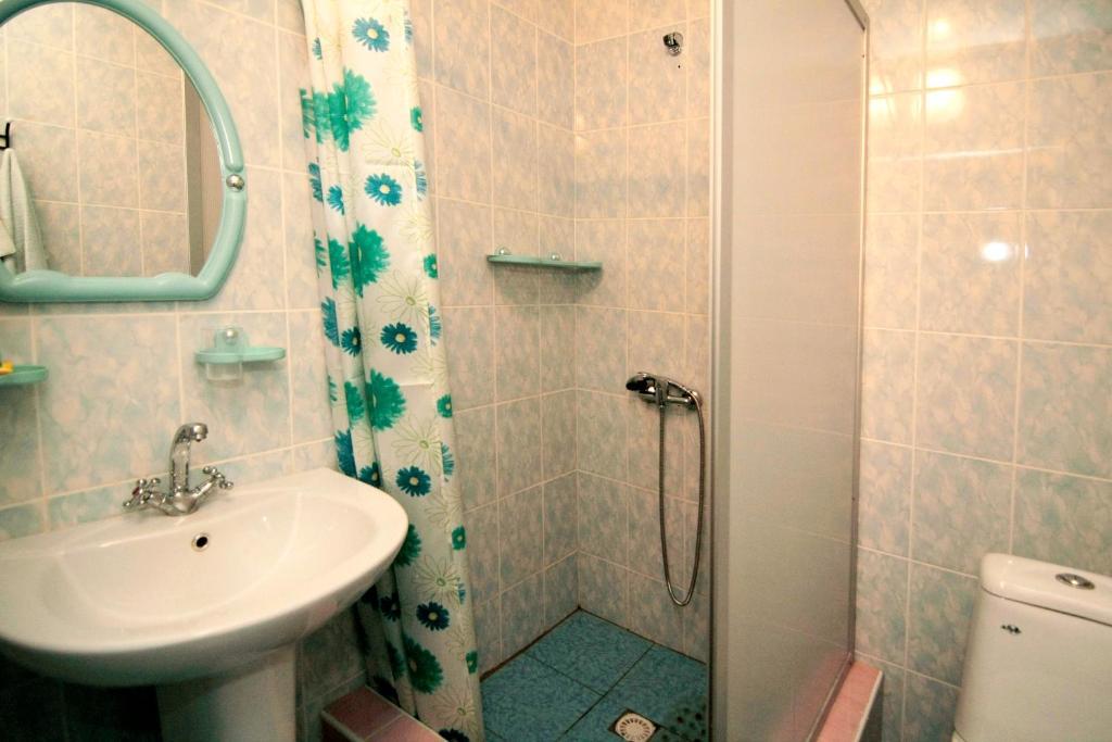 Admiral Hotel Skadovsʼk Zimmer foto